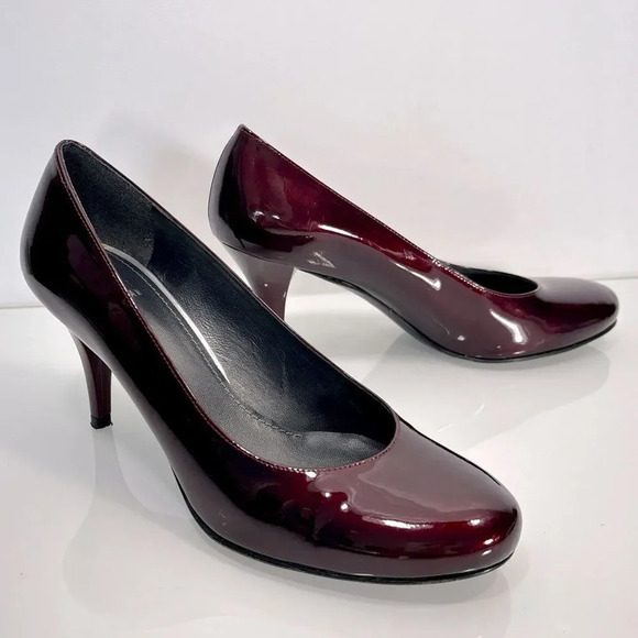 Stuart Weitzman Ruby Burgundy Dark Red Patent Leather Heels Size 7.5 - Picture 11 of 11